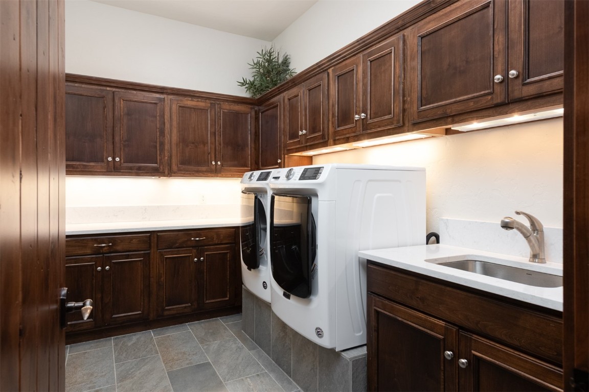 41 Stillson Placer TERRACE