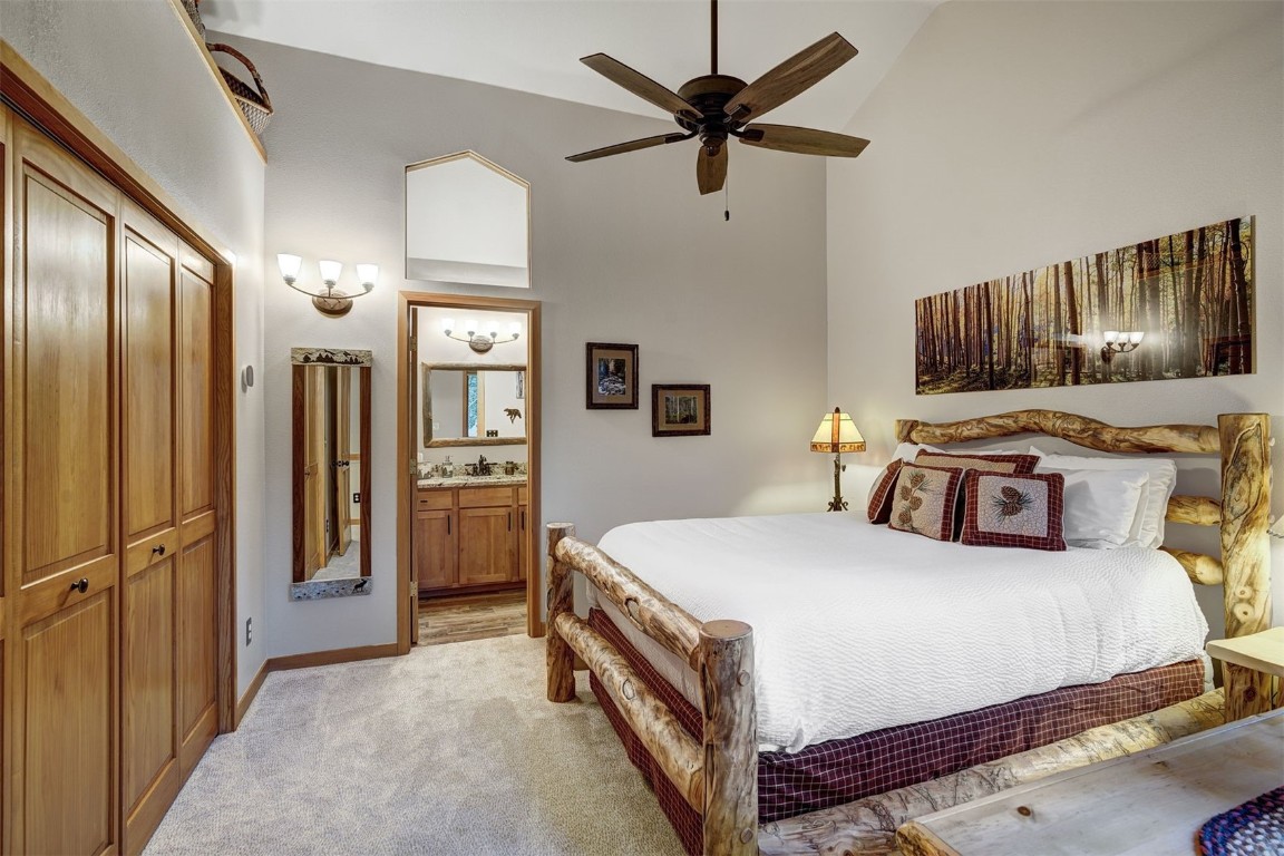 2210 Hamilton Creek ROAD