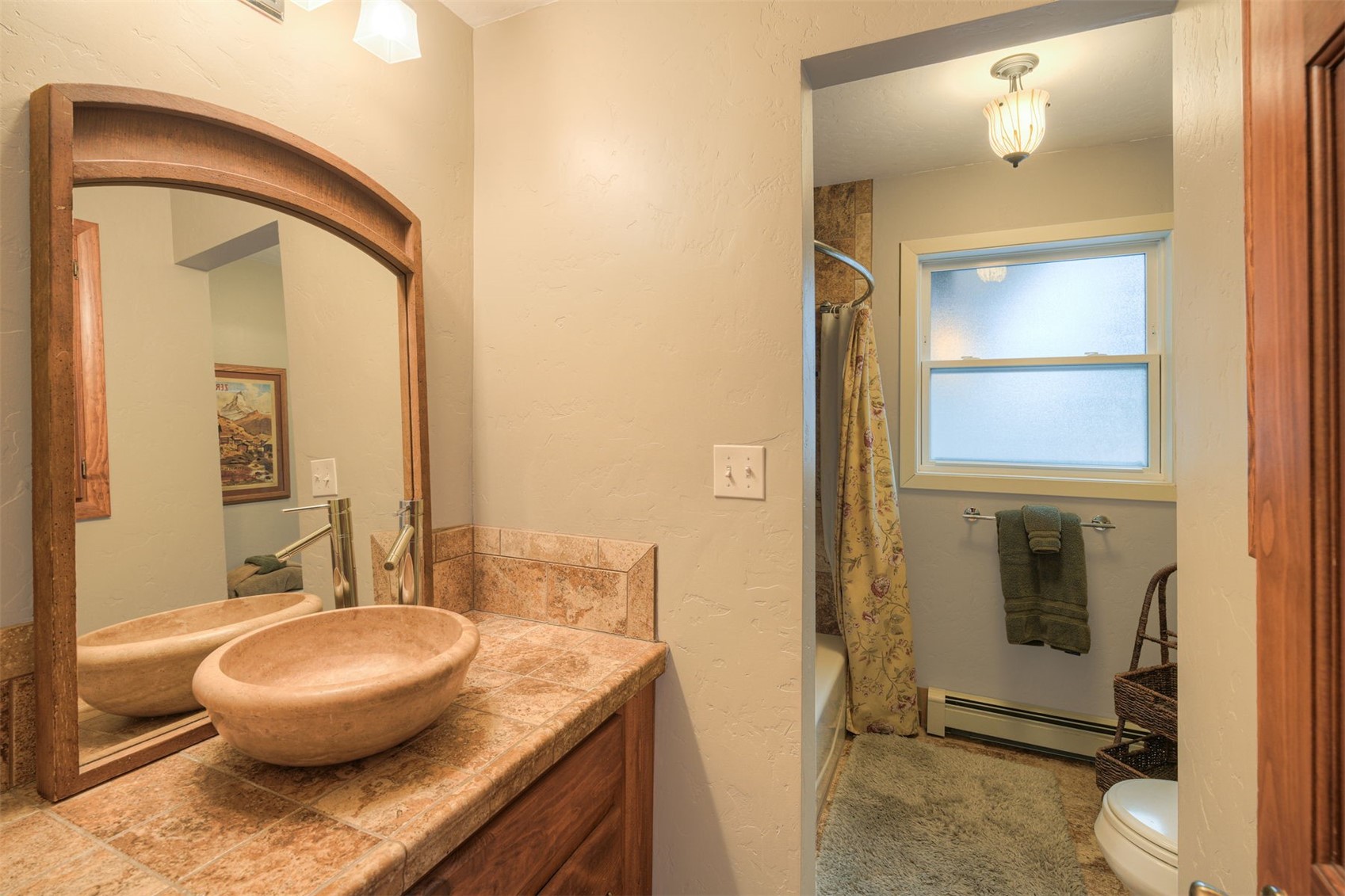 396 Hamilton Creek ROAD