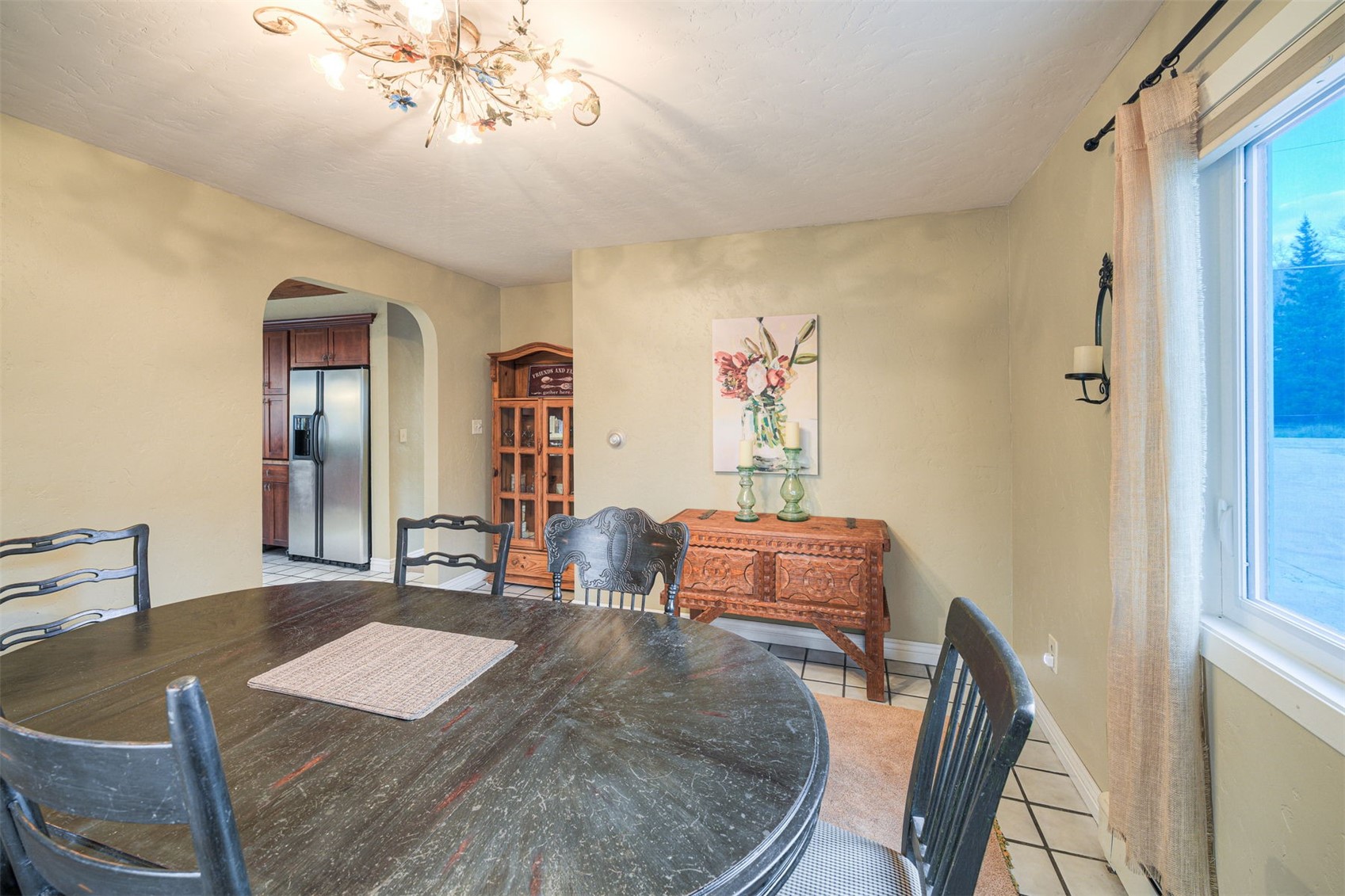 396 Hamilton Creek ROAD