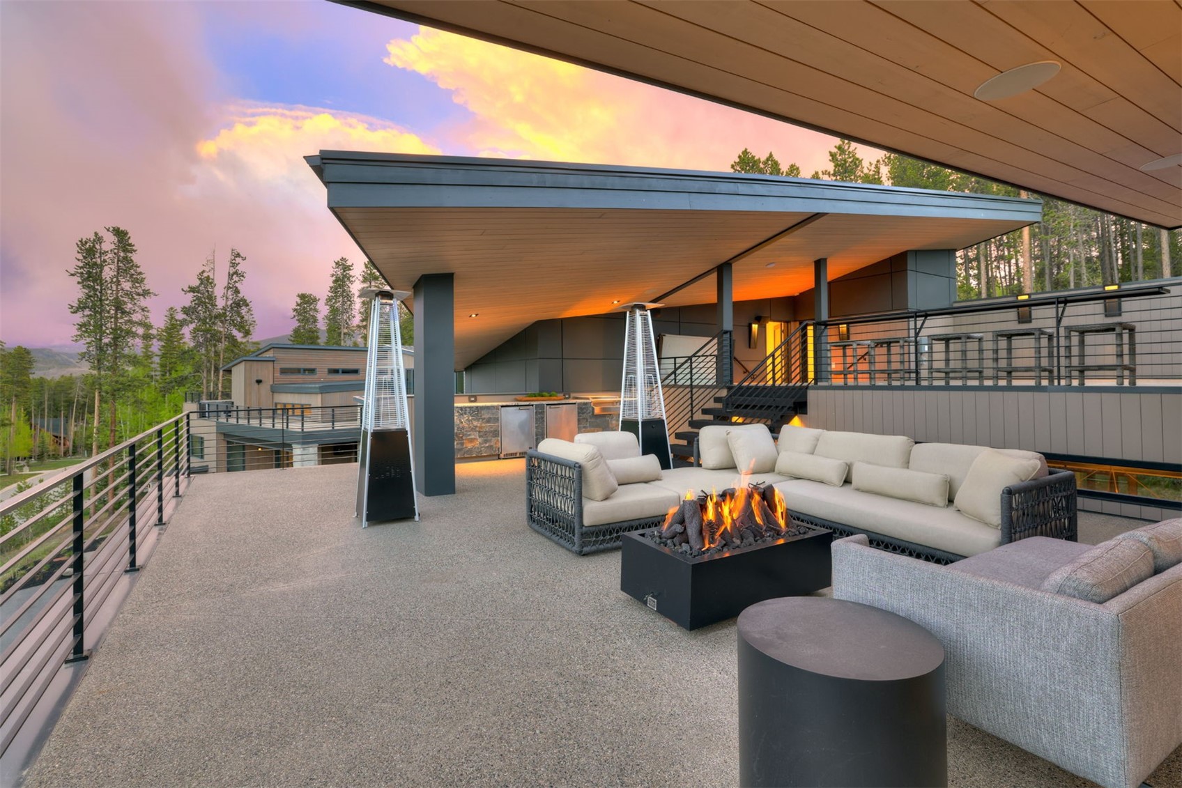 119 Boulder CIRCLE