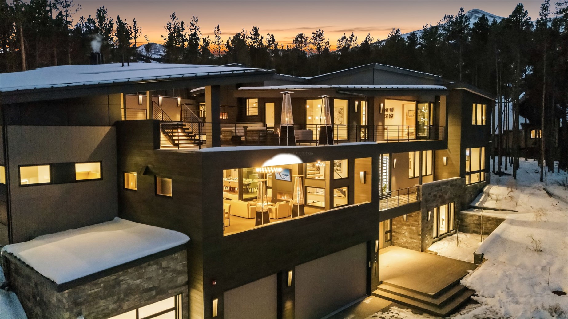 119 Boulder CIRCLE