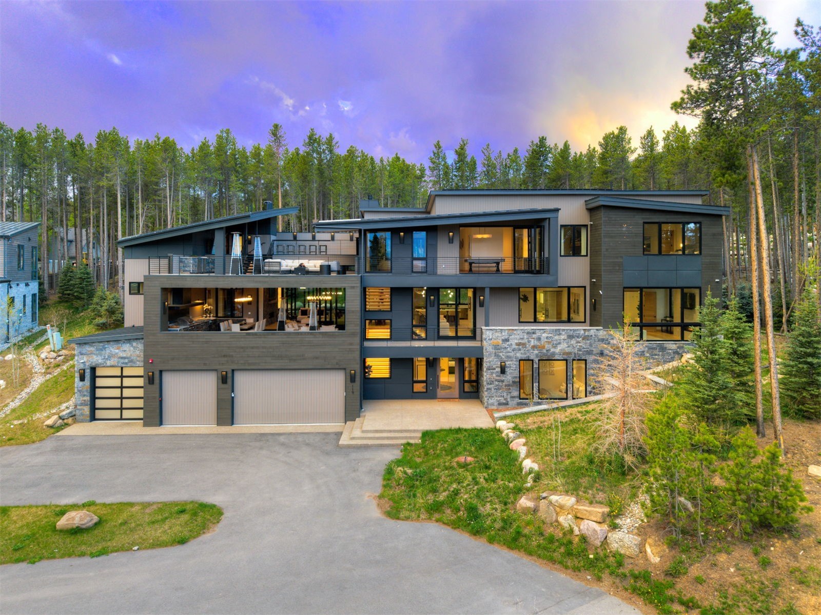 119 Boulder CIRCLE