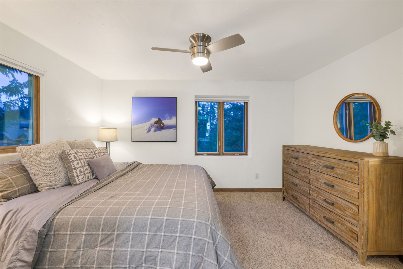 9 Boulder CIRCLE