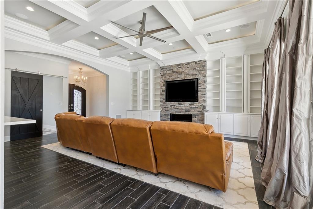 697 MAGNOLIA RIDGE Road