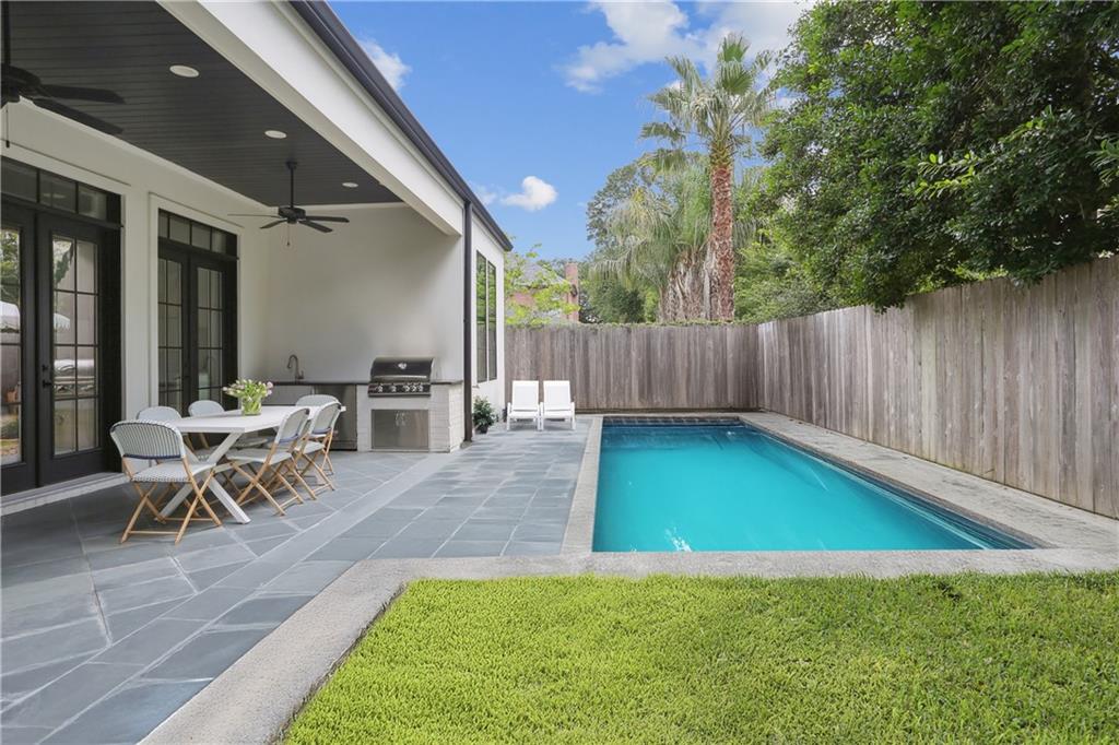 303 W WILLIAM DAVID Parkway