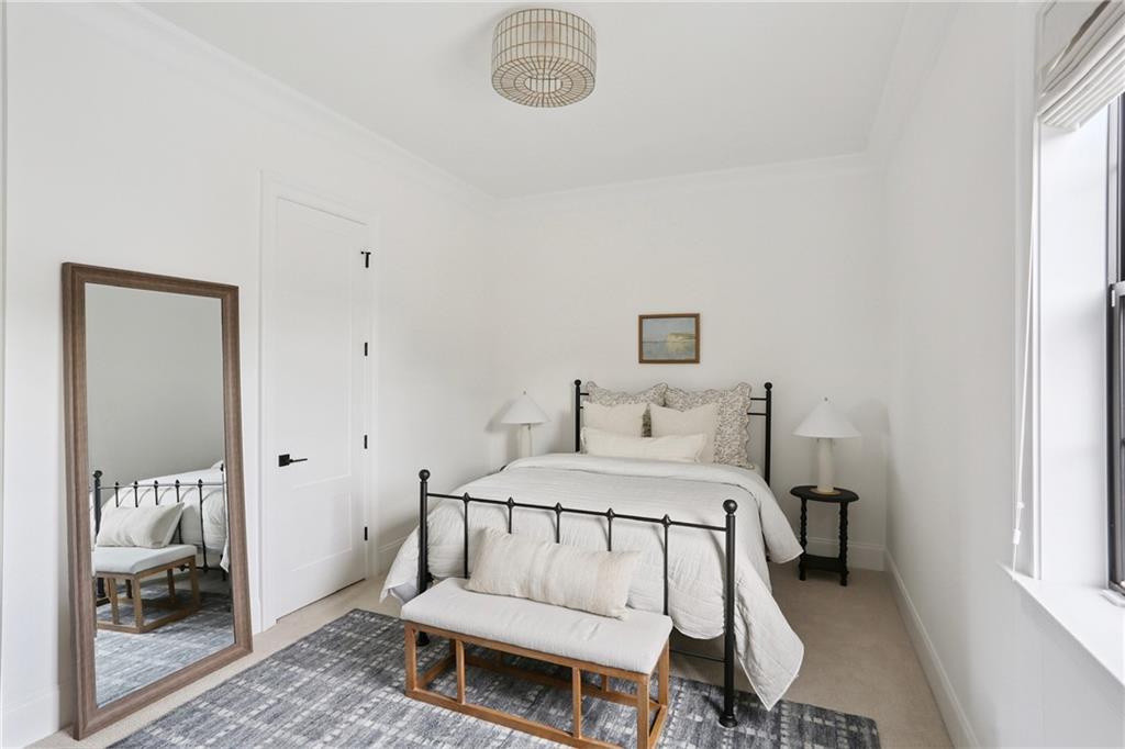 303 W WILLIAM DAVID Parkway