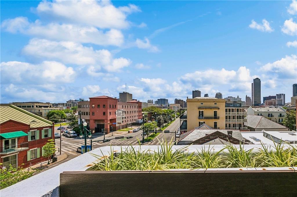 618 N RAMPART Street 203