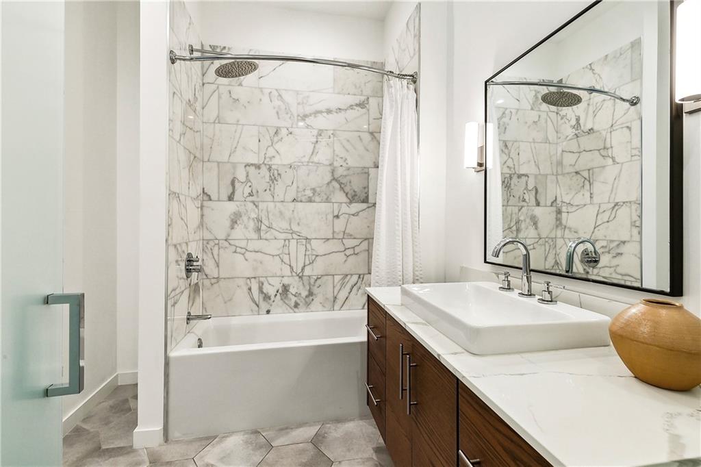 618 N RAMPART Street 203