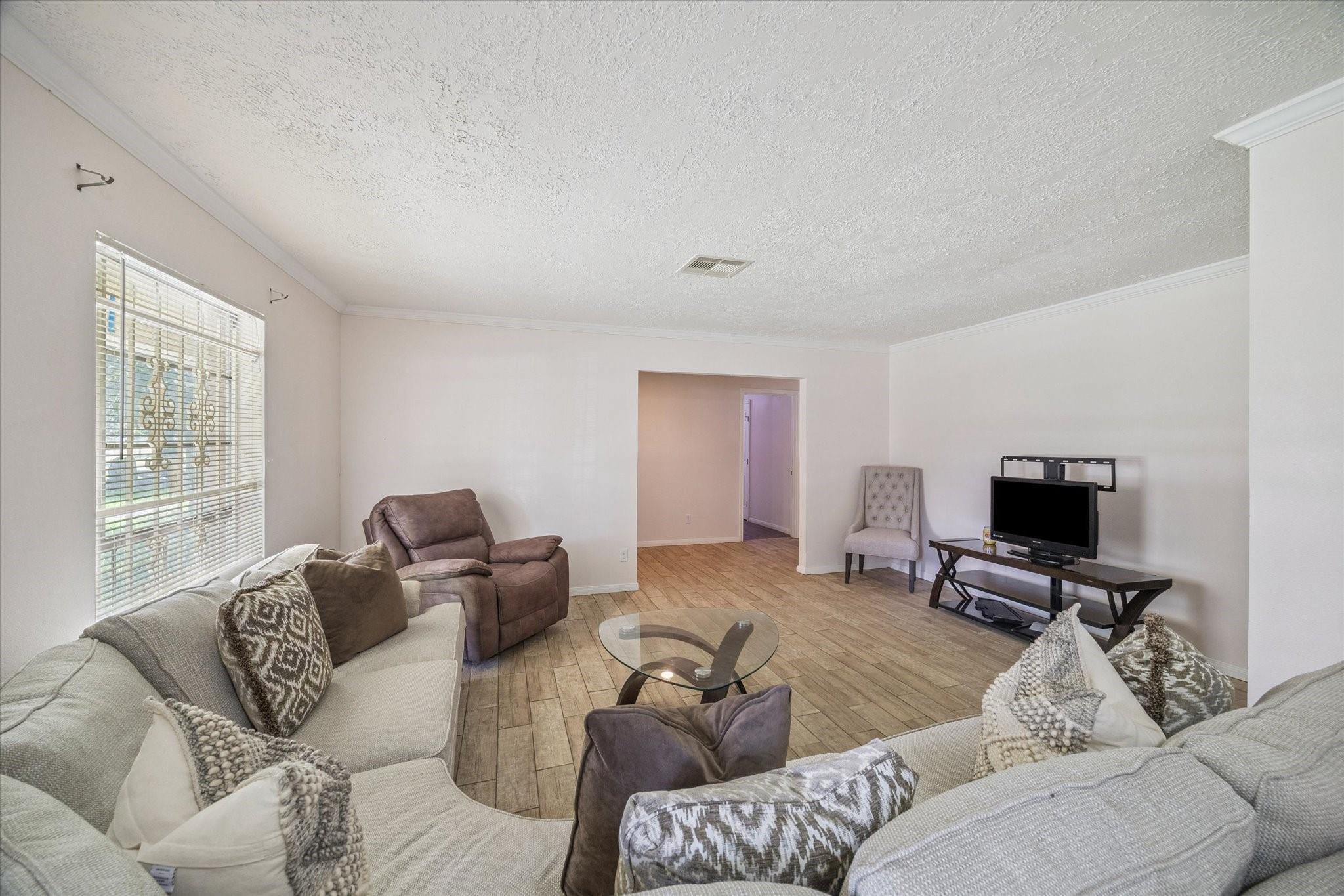 5006 Bretshire Drive