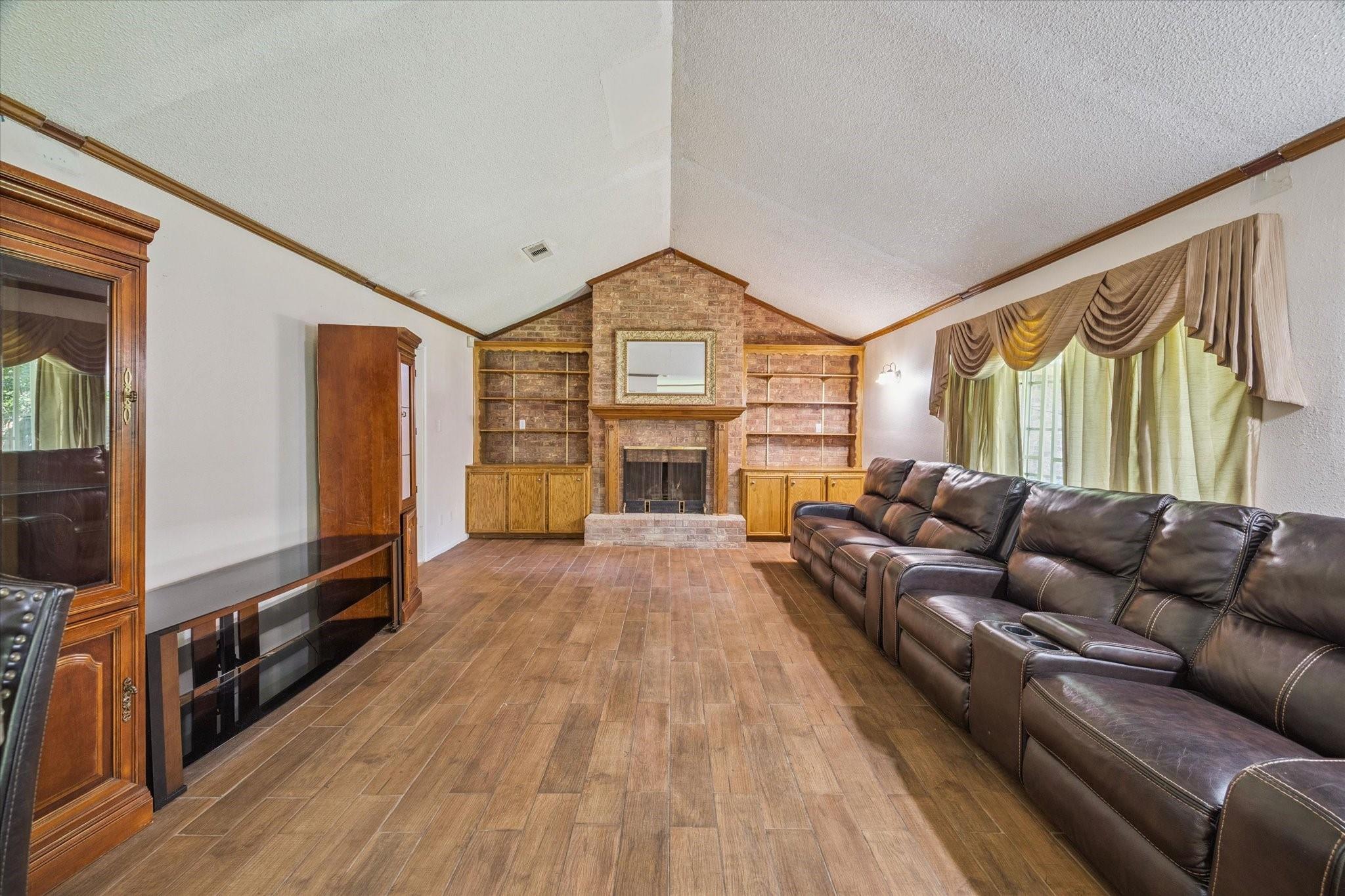5006 Bretshire Drive