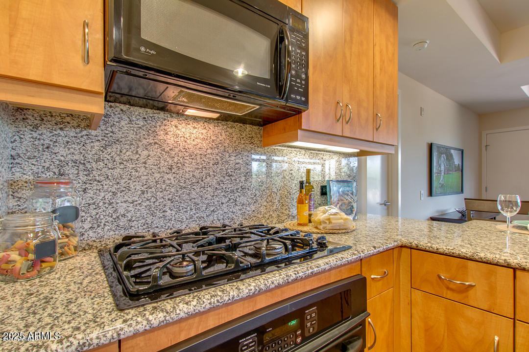 7161 E RANCHO VISTA Drive, 2011