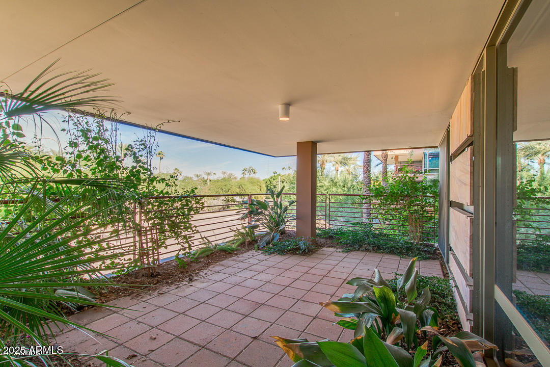 7161 E RANCHO VISTA Drive, 2011
