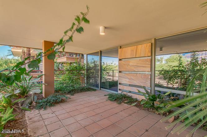 7161 E RANCHO VISTA Drive, 2011