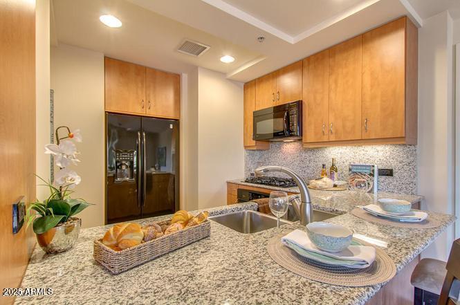 7161 E RANCHO VISTA Drive, 2011