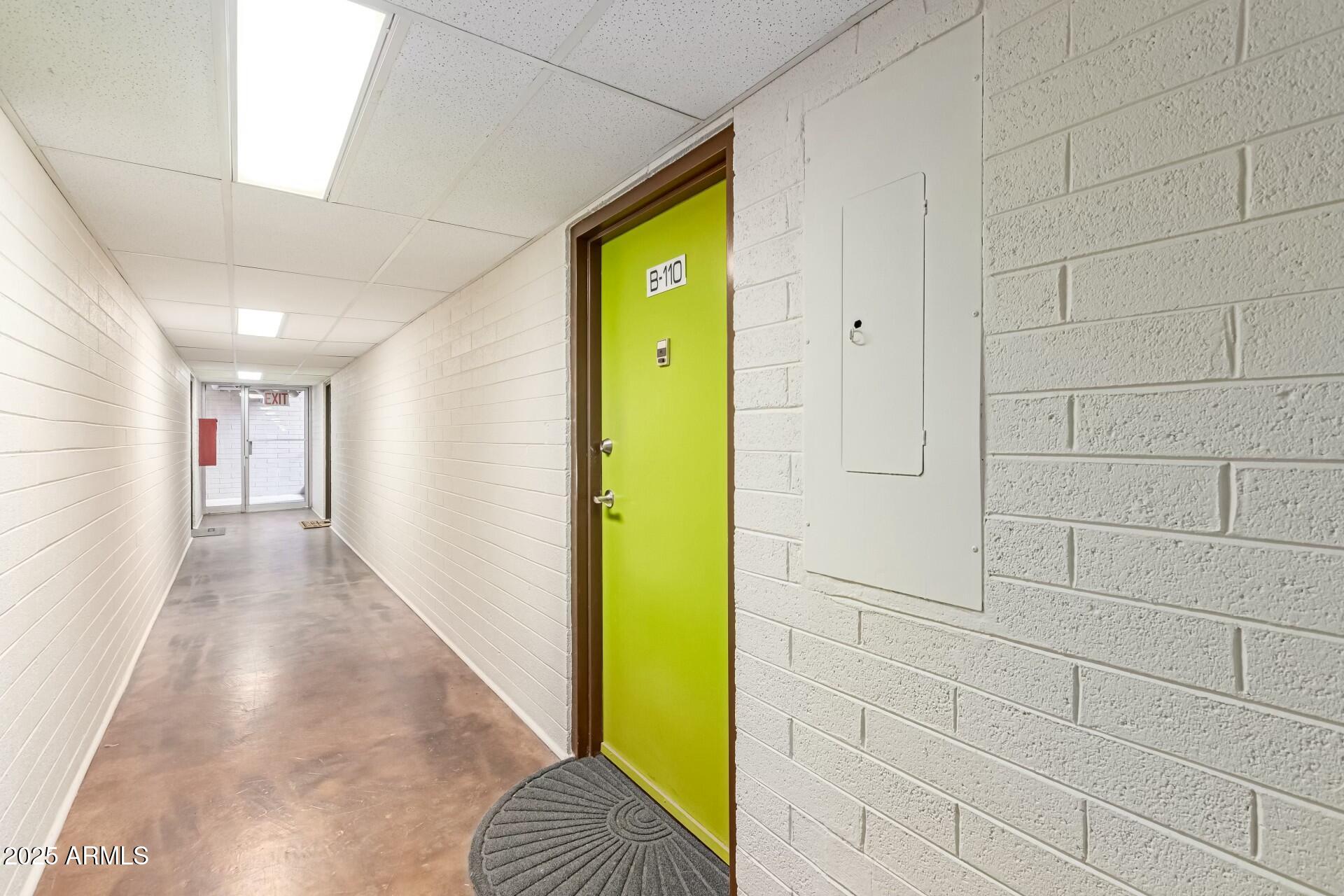 355 E THOMAS Road, B110