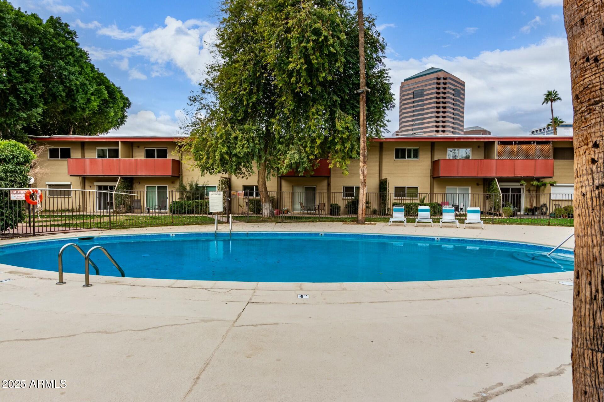 355 E THOMAS Road, B110