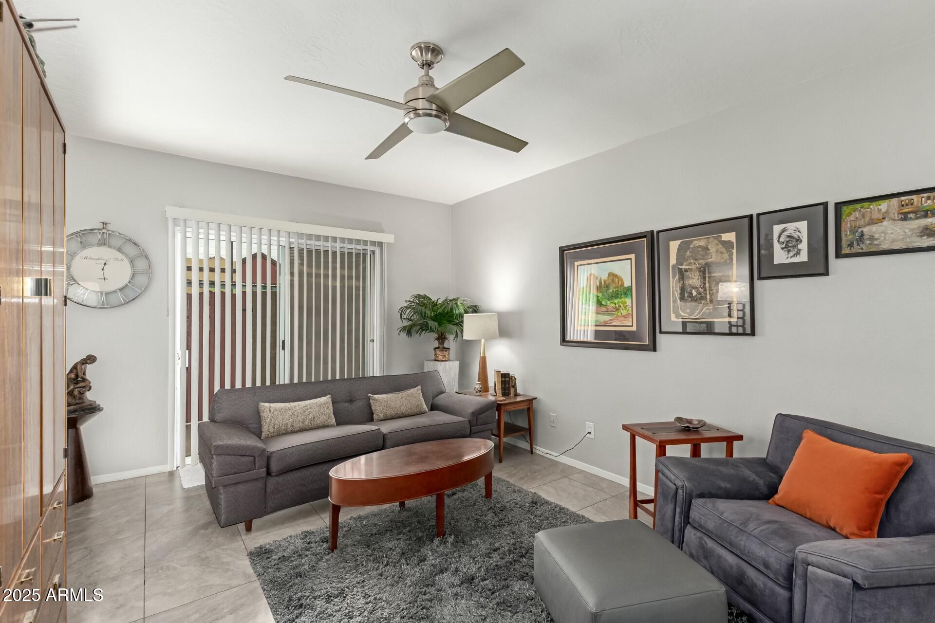 355 E THOMAS Road, B110