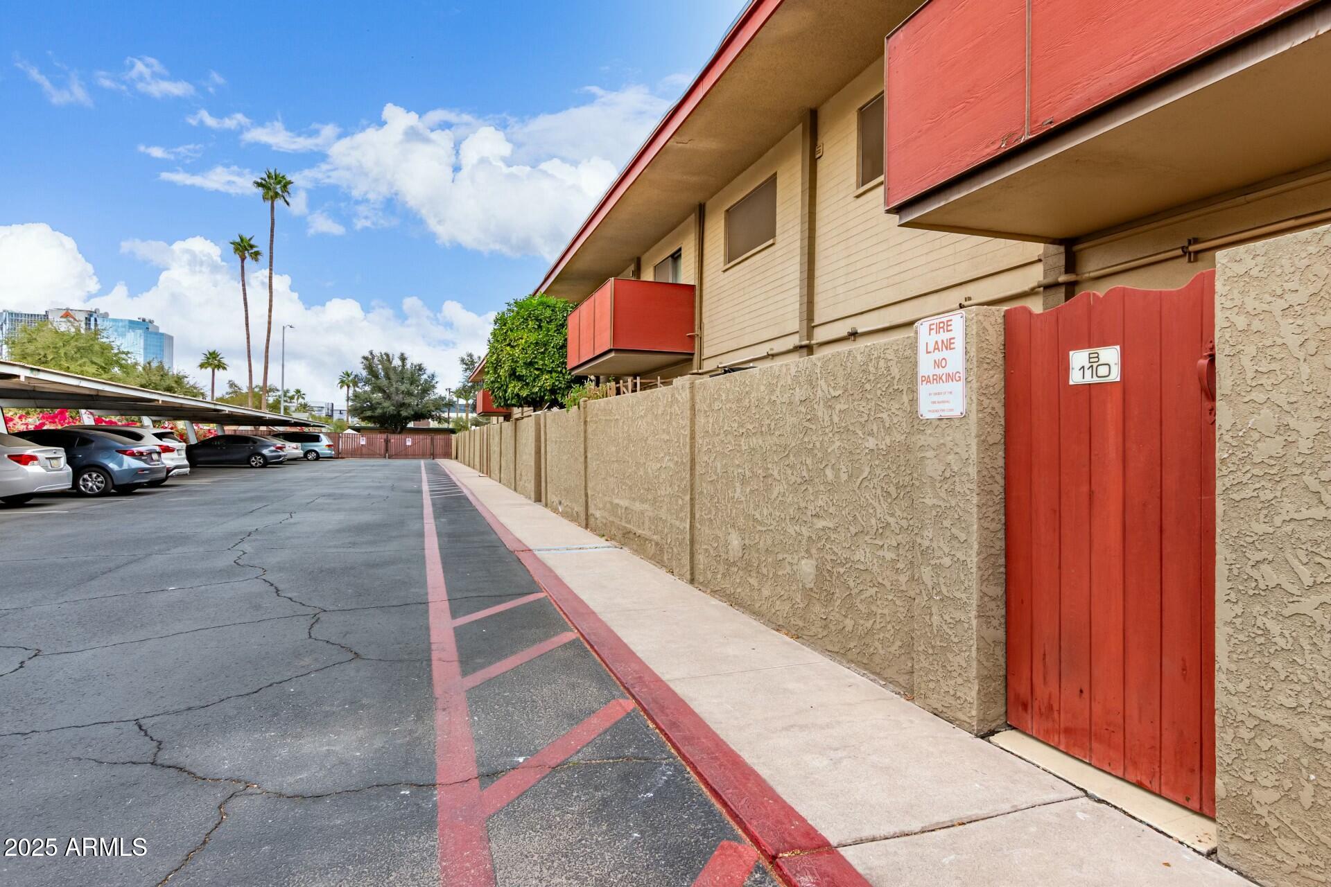 355 E THOMAS Road, B110