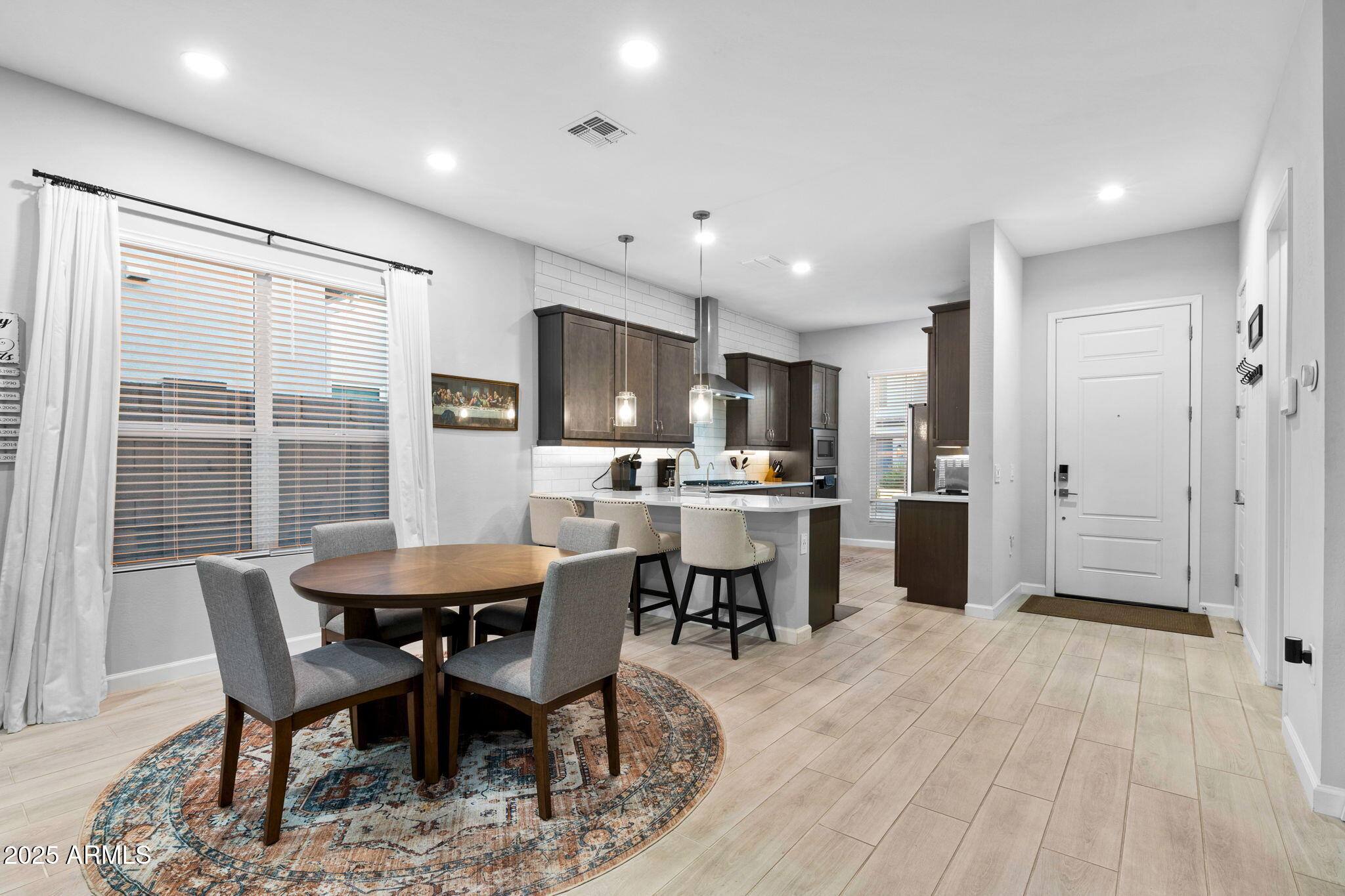 4858 E SHADY GLEN Avenue