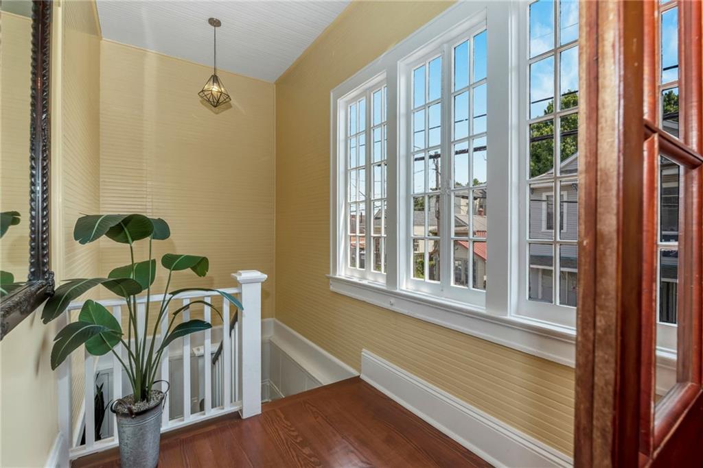 8500-08 OAK Street