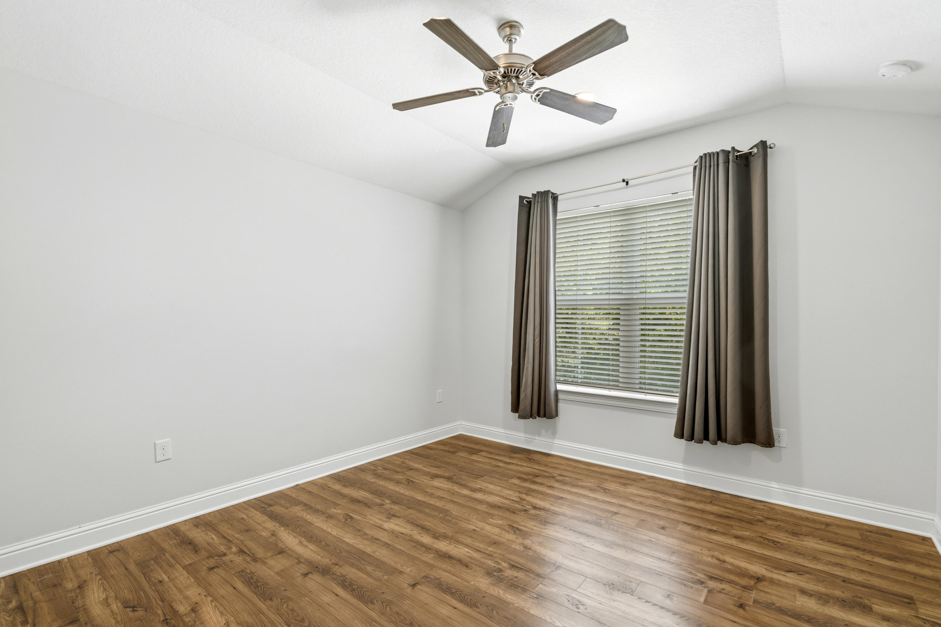46 Laurel Oaks Drive