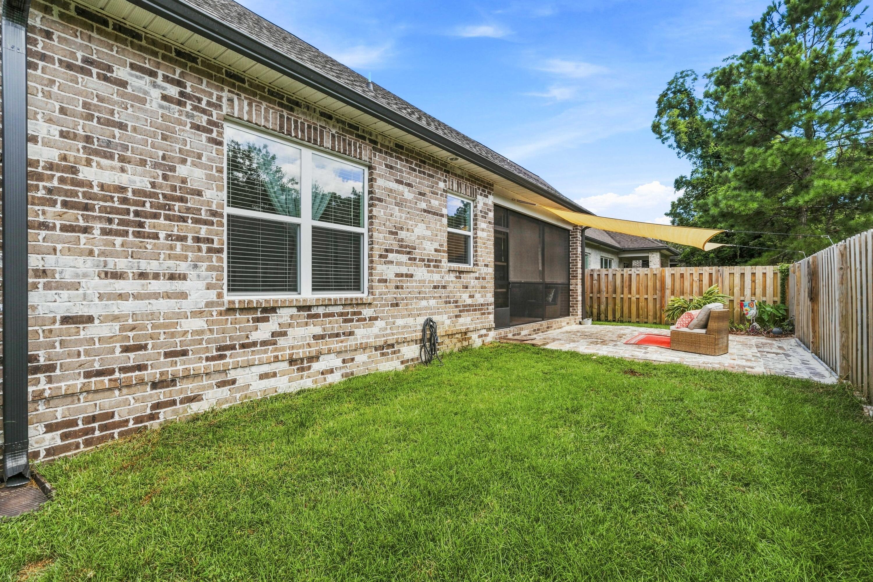 46 Laurel Oaks Drive