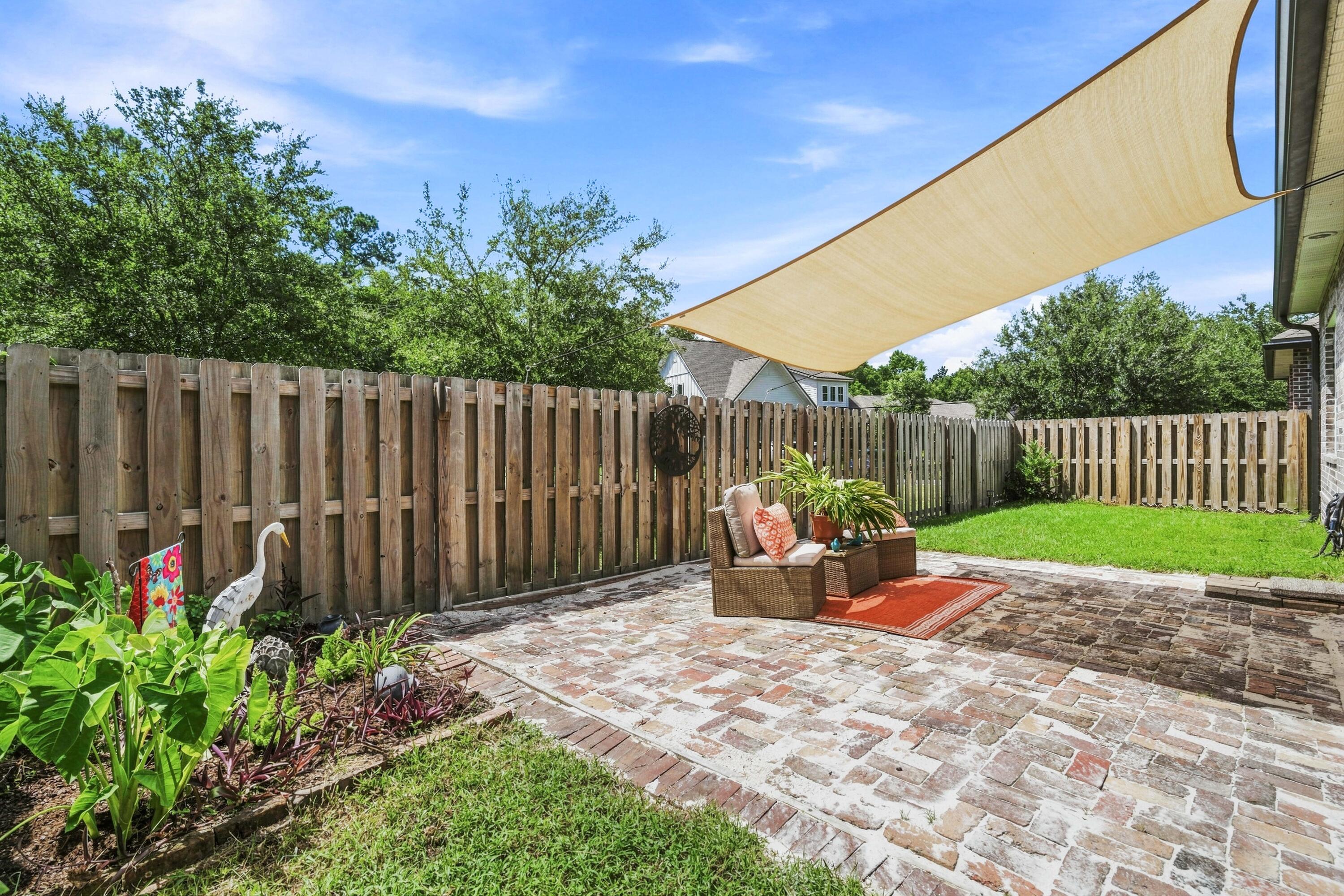 46 Laurel Oaks Drive