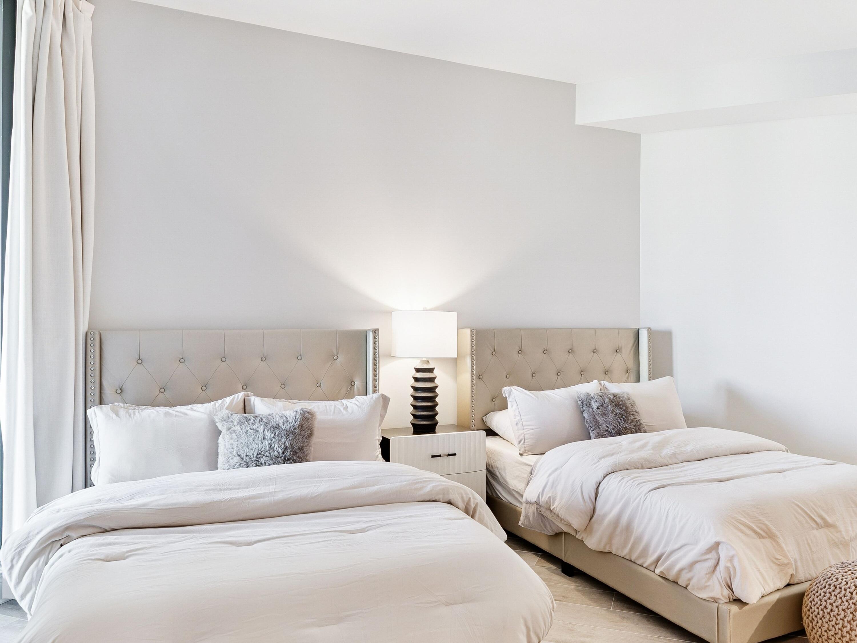 4463 W County Highway 30A UNIT 302