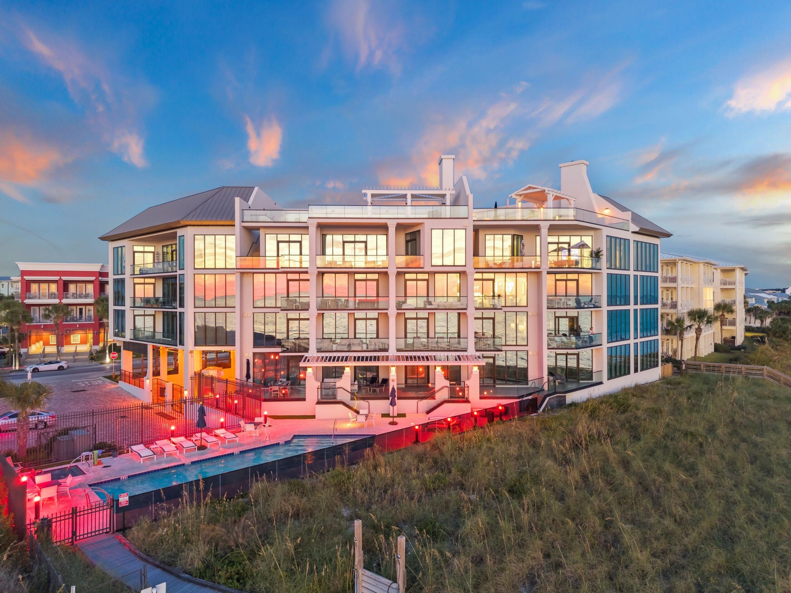 4463 W County Highway 30A UNIT 302