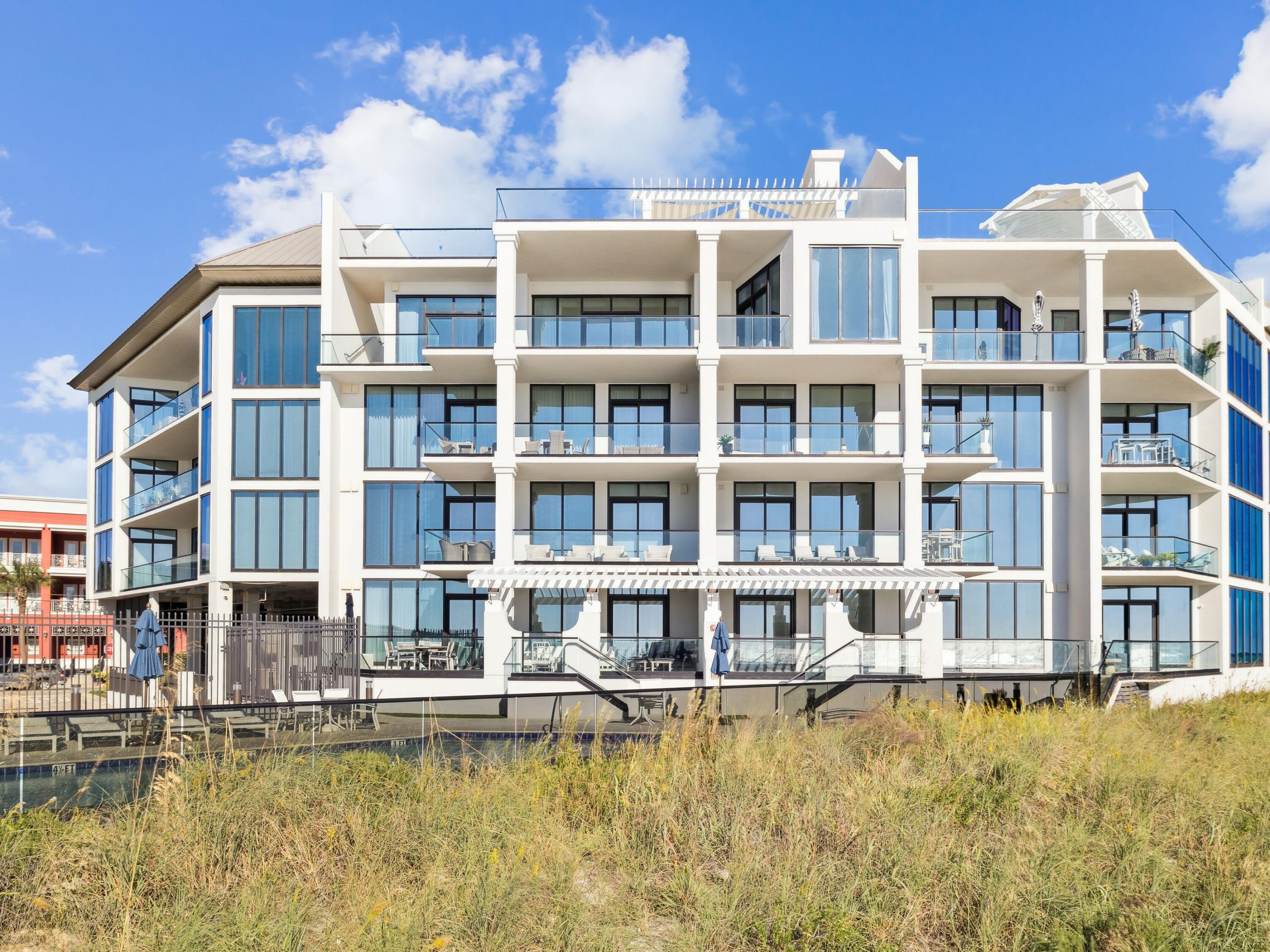 4463 W County Highway 30A UNIT 302