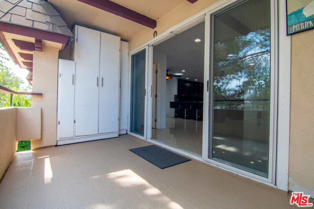 225 S Tower Dr Unit: 301