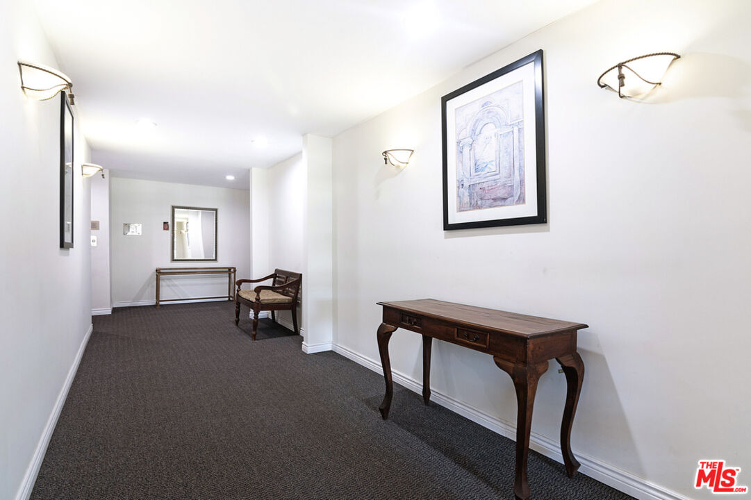 225 S Tower Dr Unit: 301