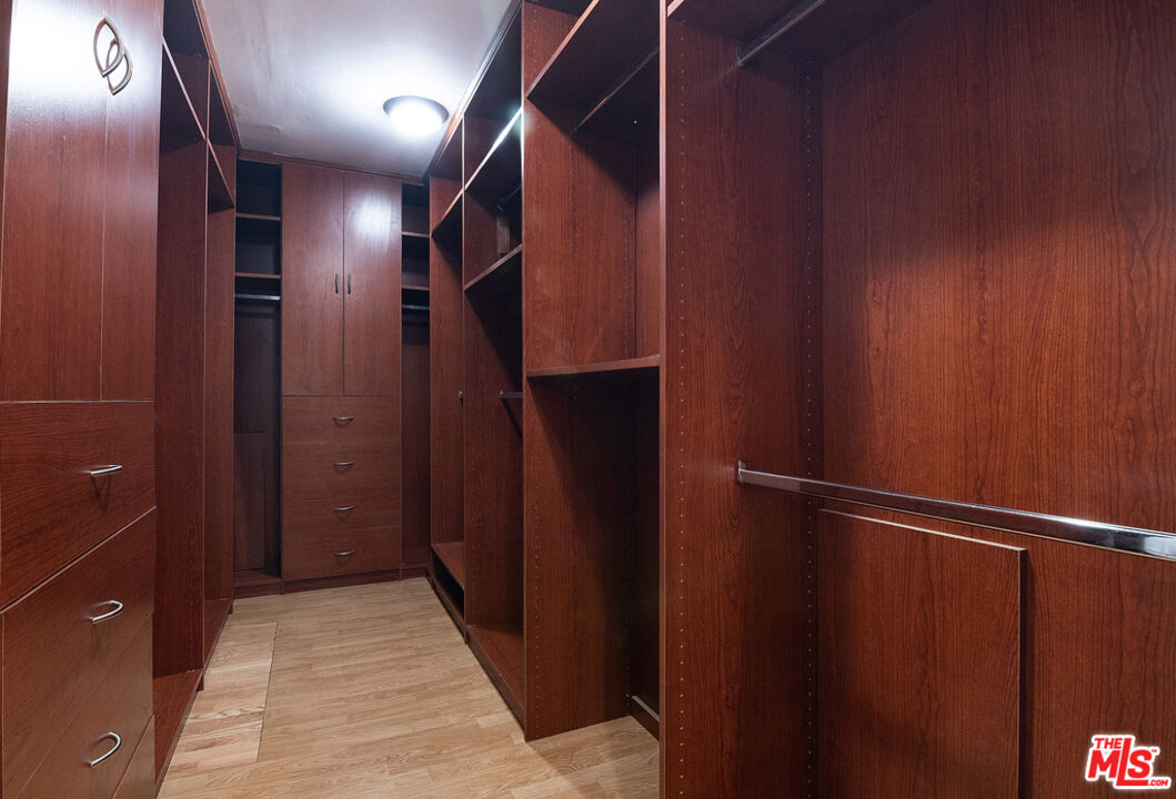 225 S Tower Dr Unit: 301