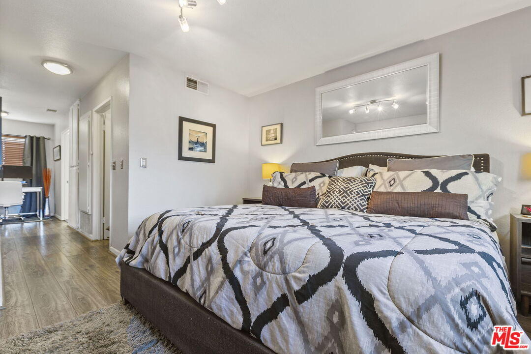 5036 E Echo St Unit: 1