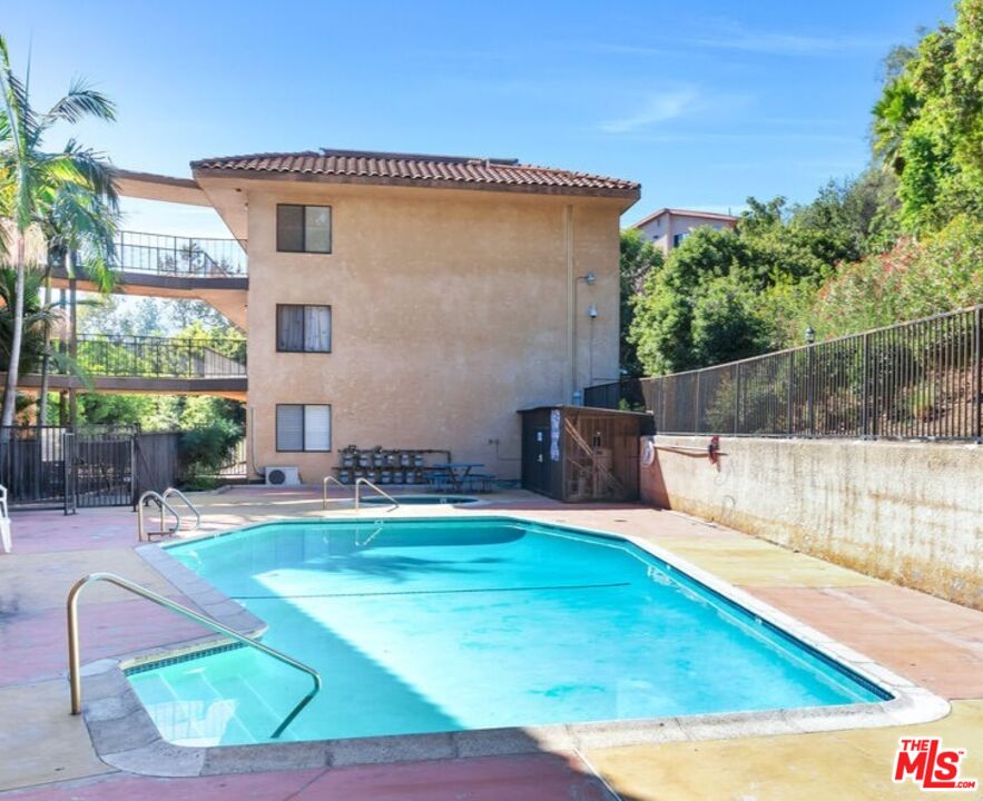 5036 E Echo St Unit: 1