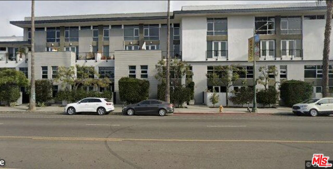 4111 W Sunset Blvd Unit: 543