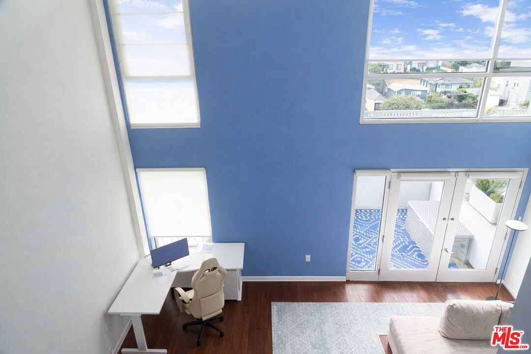 4111 W Sunset Blvd Unit: 543