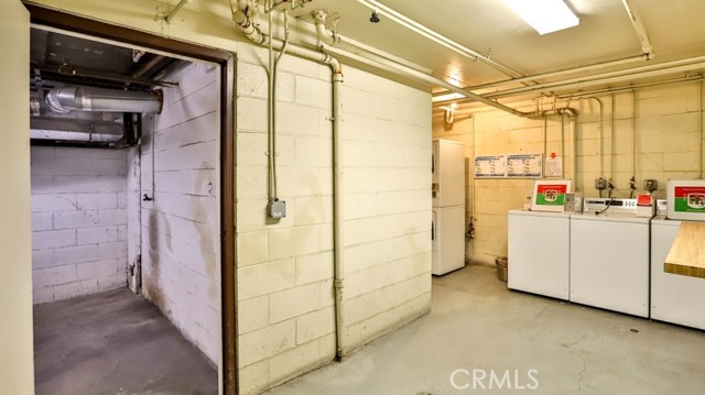 2491 Purdue AVE Unit: 319