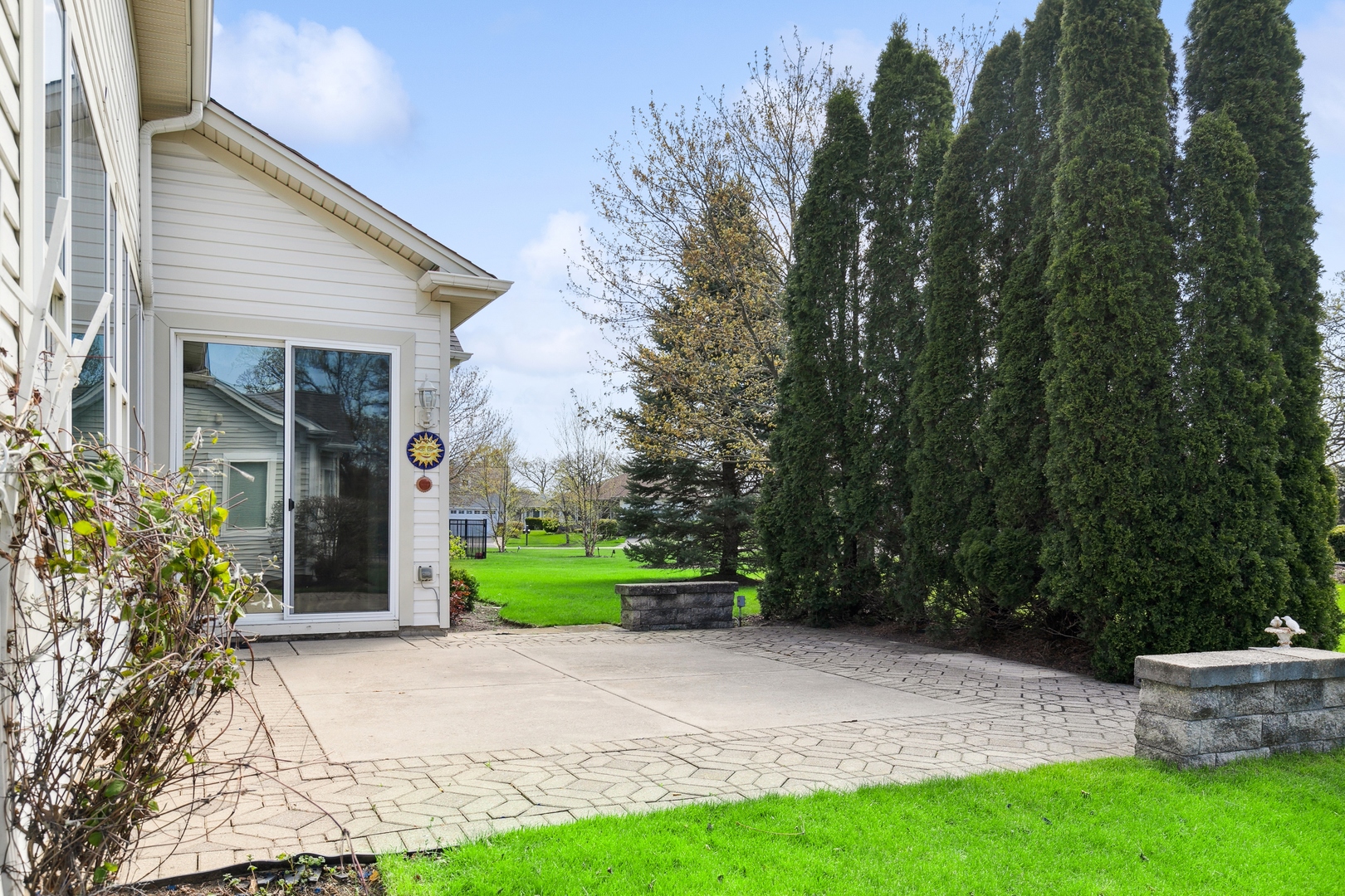 12975 Illinois Drive