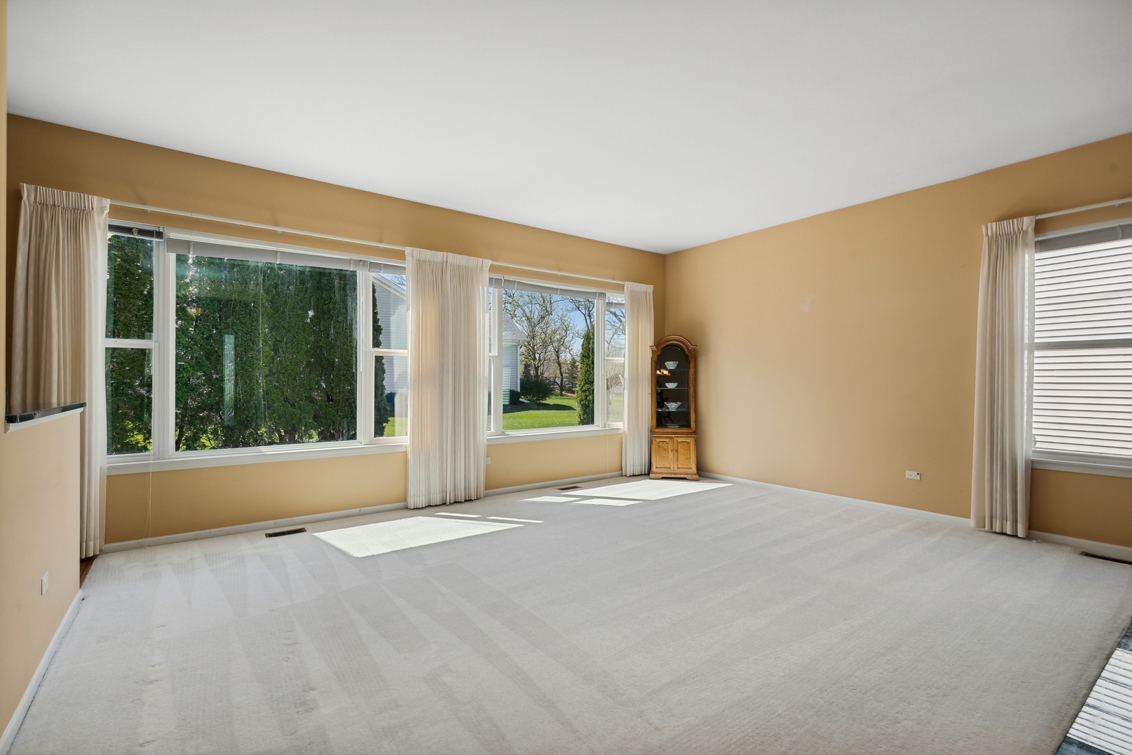 12975 Illinois Drive