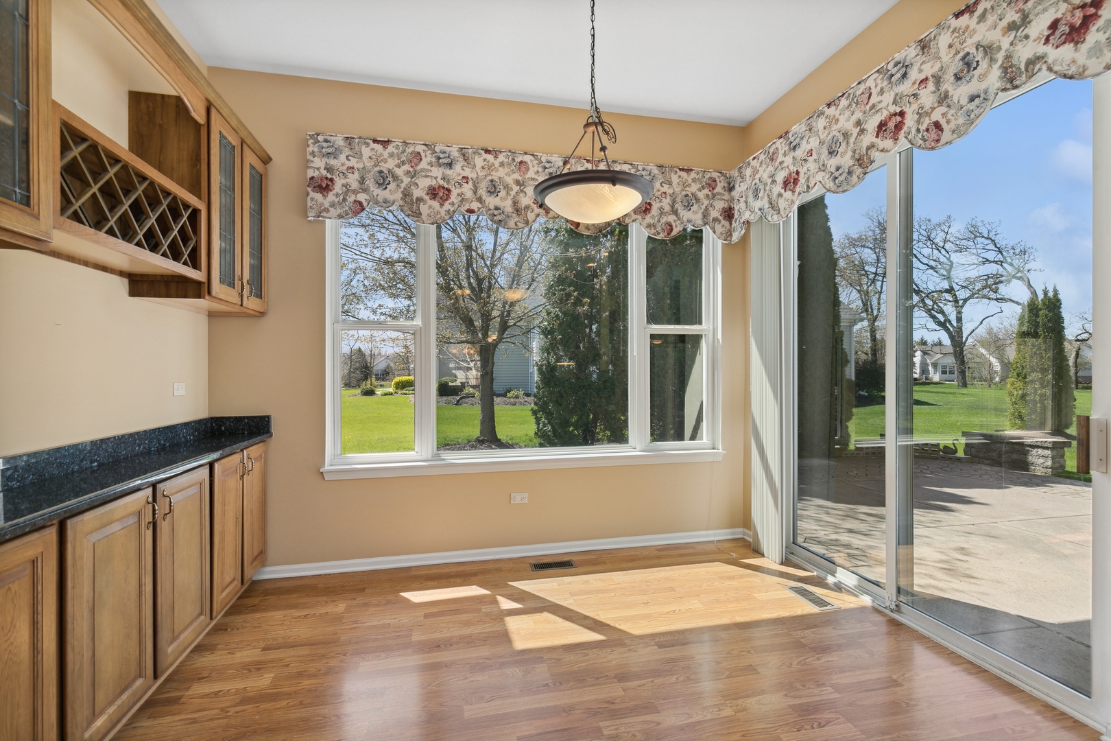 12975 Illinois Drive