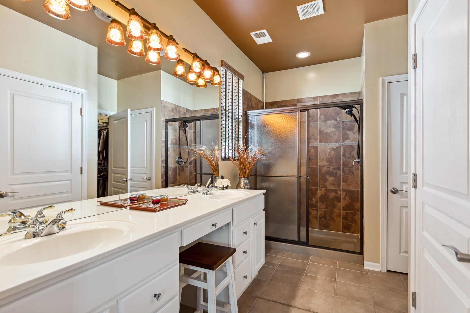 13423 Dearborn Trail