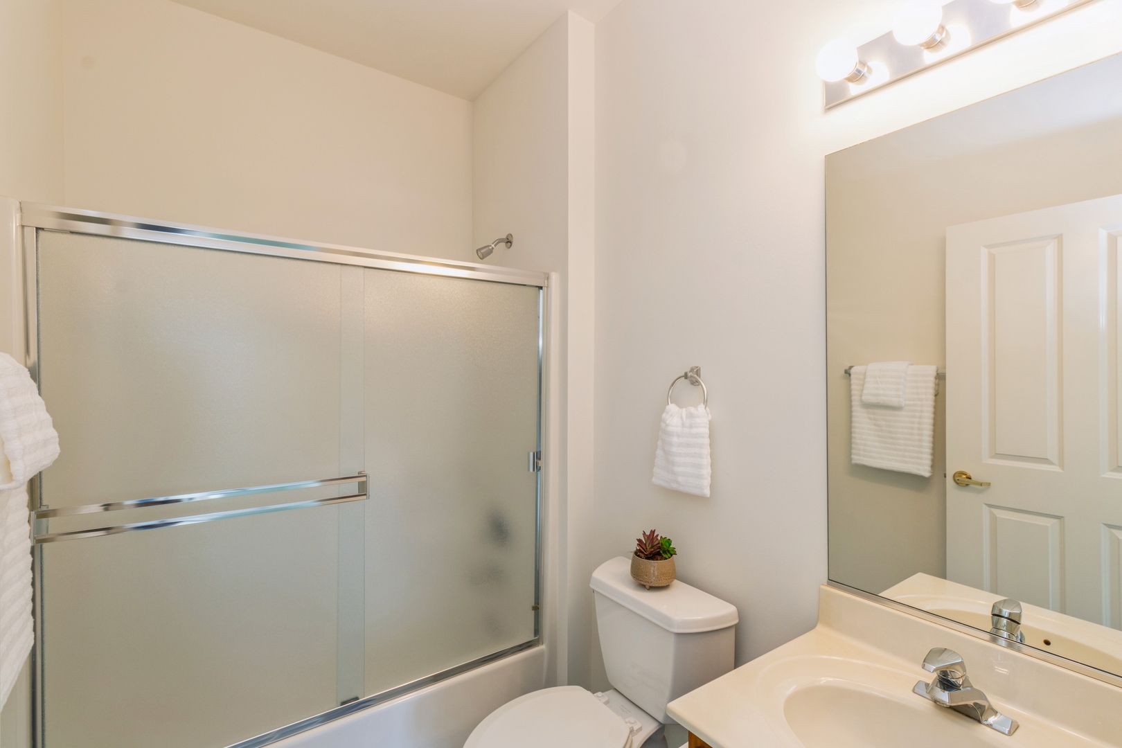 13469 Michigan Avenue