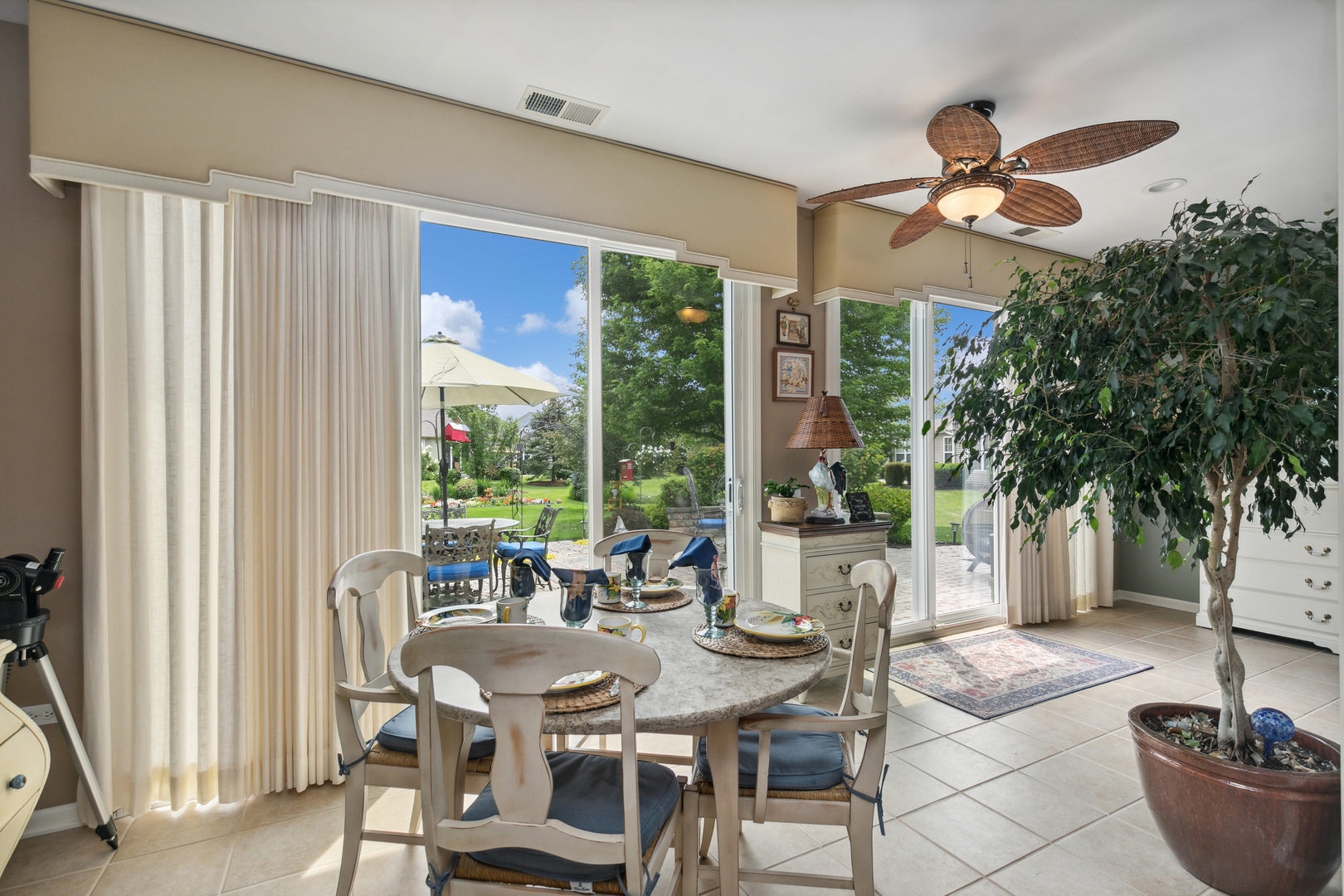 14031 Lavender Street