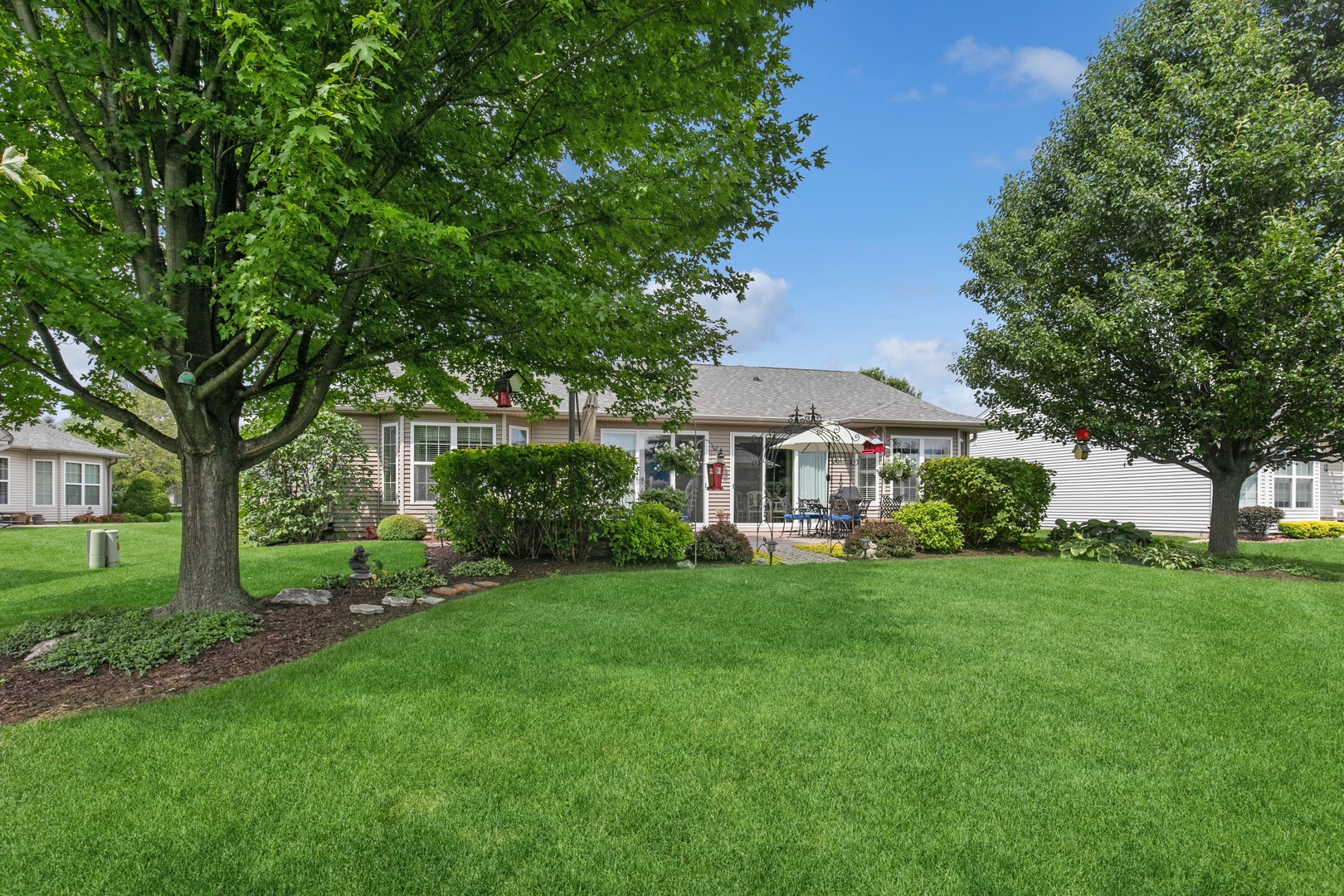 14031 Lavender Street