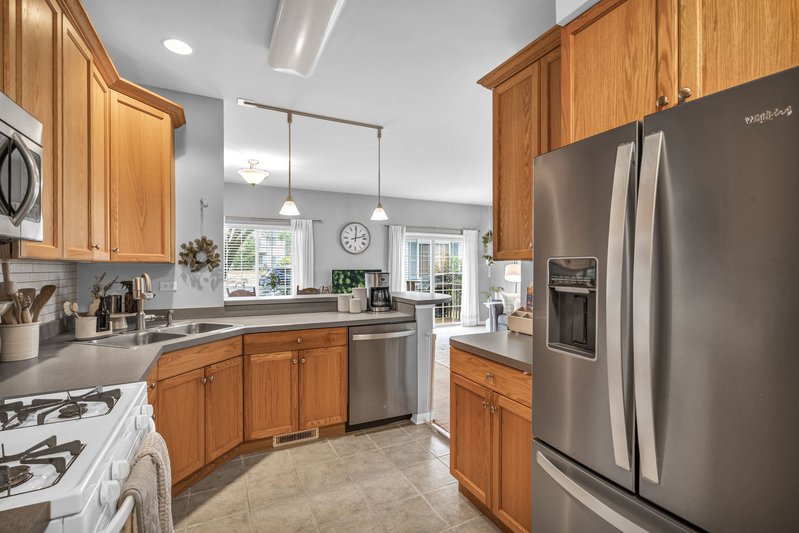 995 Castleshire Drive