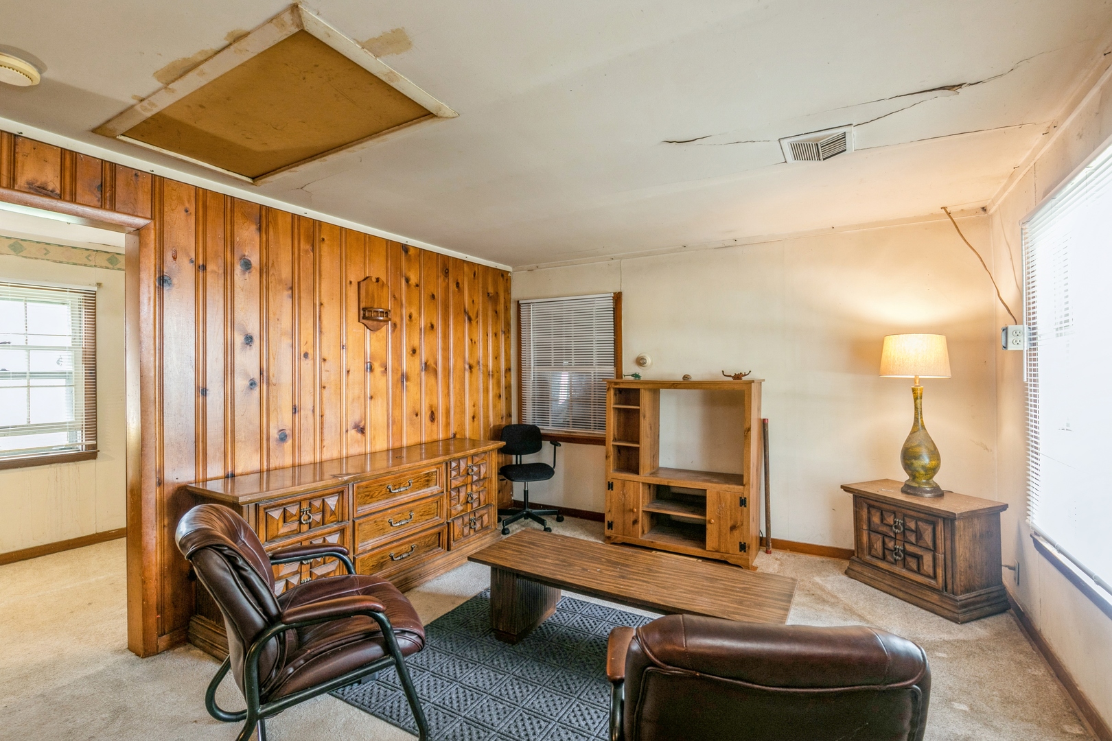 805 E Prairie Street