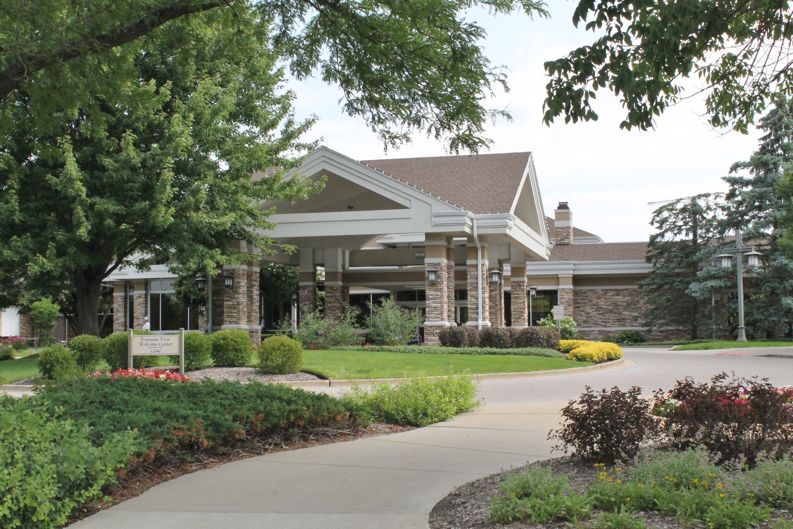 13437 Michigan Avenue Unit: 13437