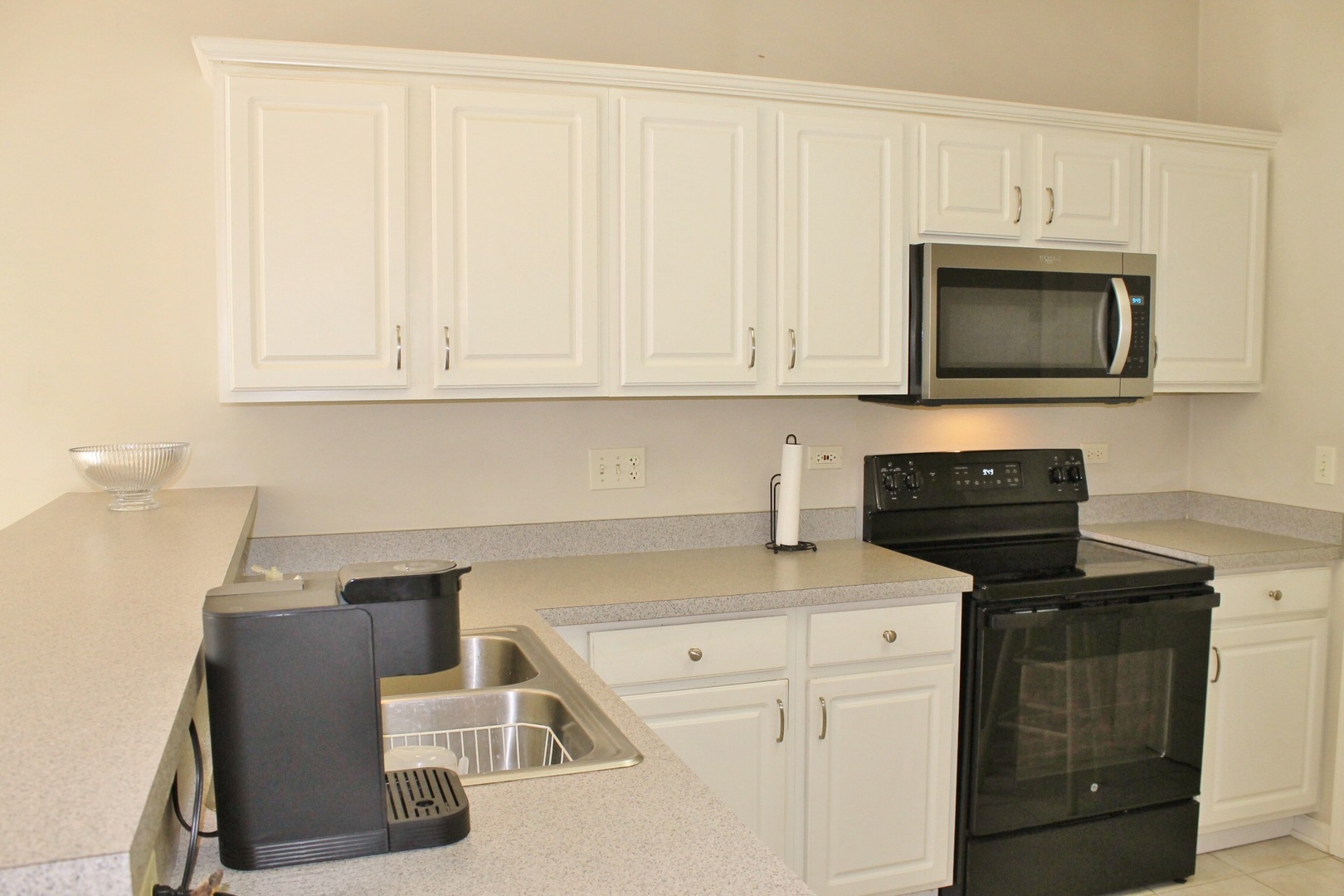 13437 Michigan Avenue Unit: 13437